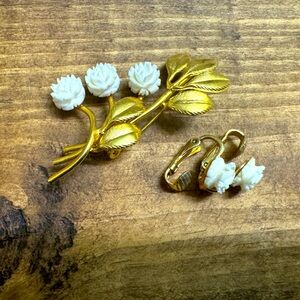 Vintage brooch and earrings